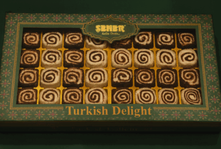 700 gr Pralinli Hindistan Cevizli Hediyelik Lokum