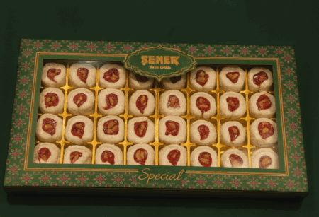 700 gr Yer fıstıklı Osmanlı Narlı Hediyelik Lokum