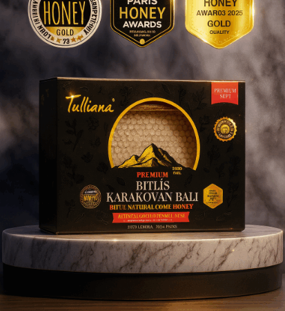 Premium Seri Polifloralı (Çok Çiçekli) Karakovan Petek Balı 500 gr